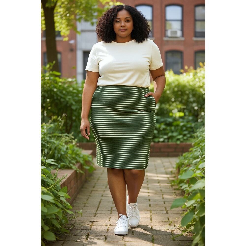 NWT Old Navy Ponte Pencil Skirt Green White Stripe Nautical Preppy Chic XL